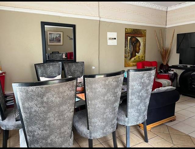 5 BEDROOM HOUSE FOR SALE IN ATTERIDGEVILLE